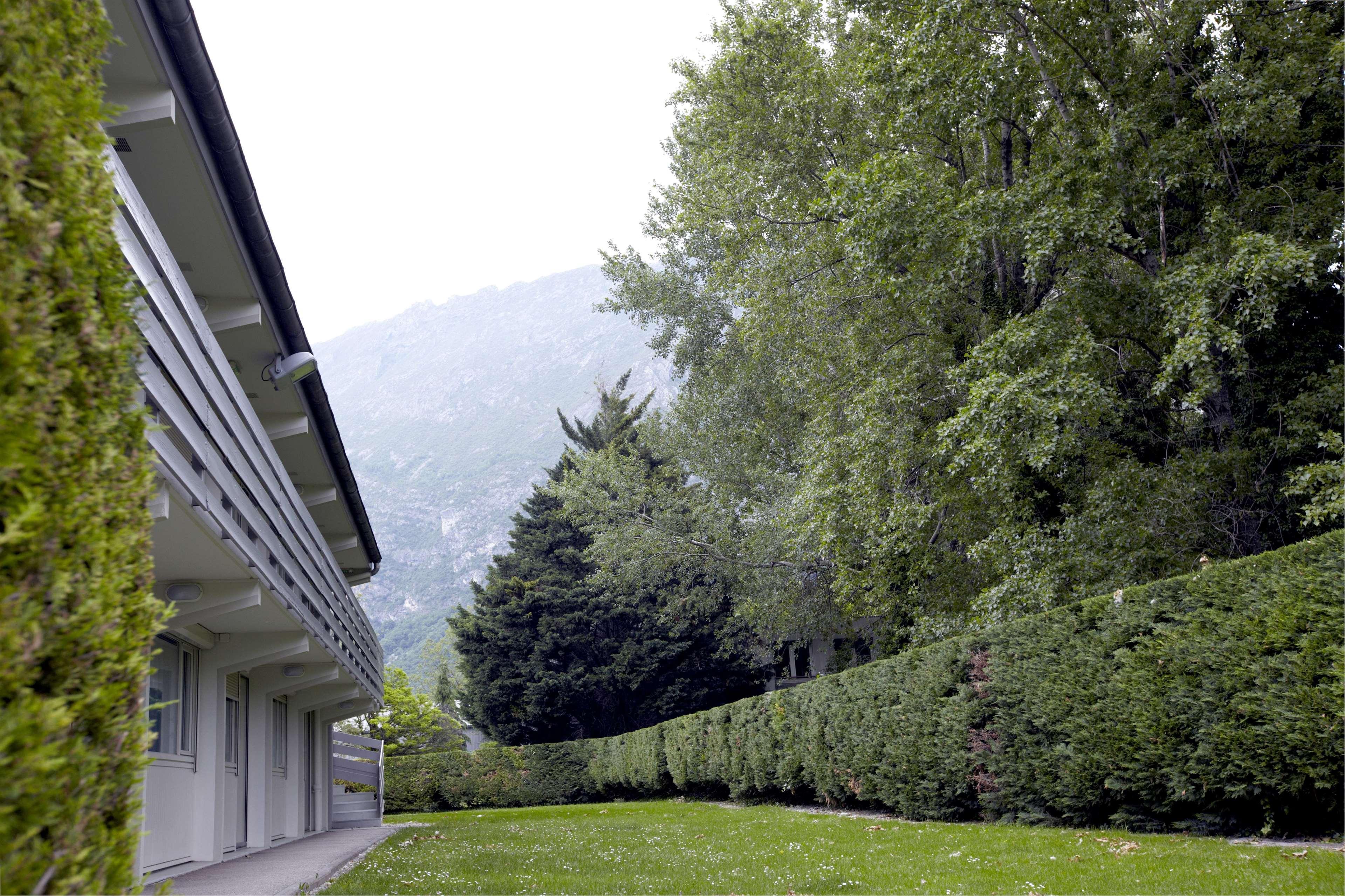 Campanile Grenoble Nord - Saint-Egreve Hotel Ngoại thất bức ảnh